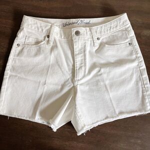 Universal Thread Women White High Rise Midi Denim Shorts - Size 4/27